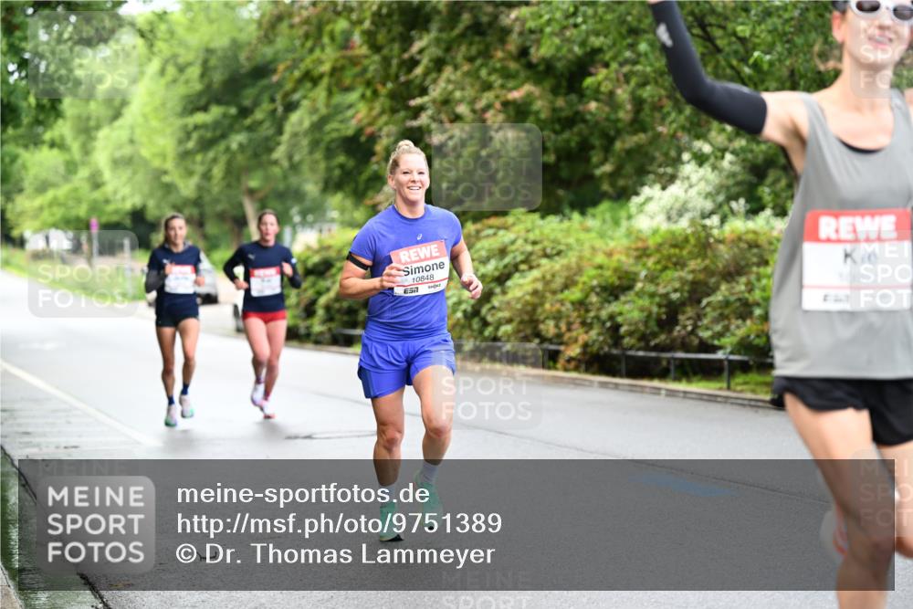 14.06.2026 - REWE Women's Run Dr. Thomas Lammeyer http://msf.ph/oto/9751389 14.06.2026 09:13:30 Laufen 7, 10848, 10002 meine-sportfotos.de