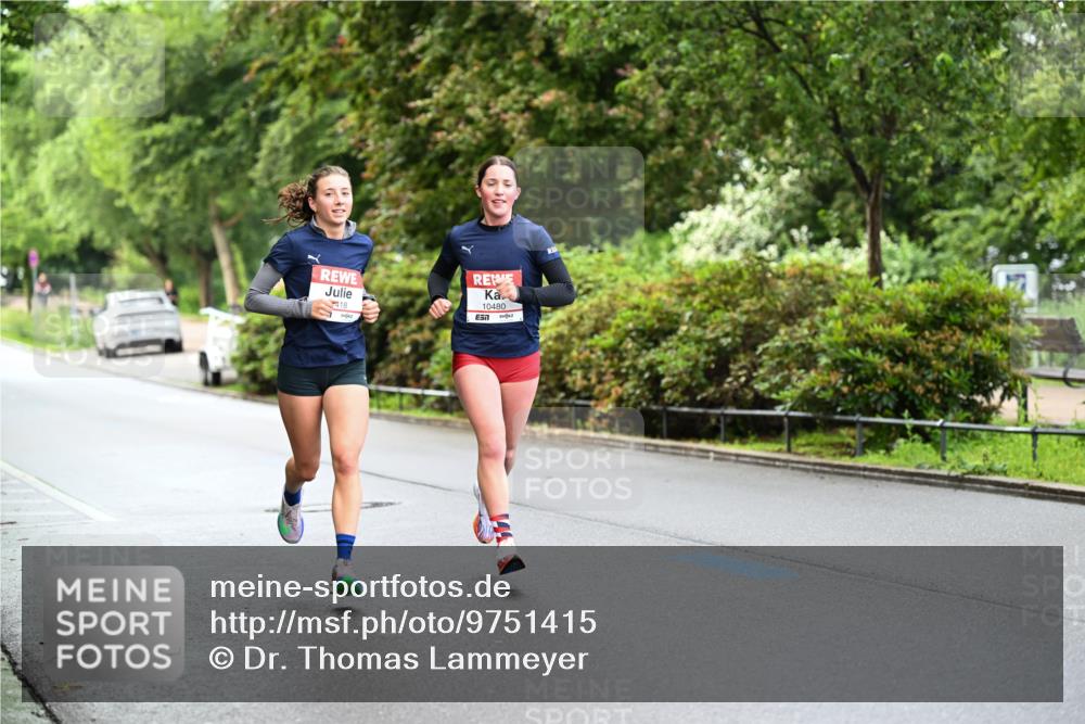 14.06.2026 - REWE Women's Run Dr. Thomas Lammeyer http://msf.ph/oto/9751415 14.06.2026 09:13:32 Laufen 418, 10480, 7 meine-sportfotos.de