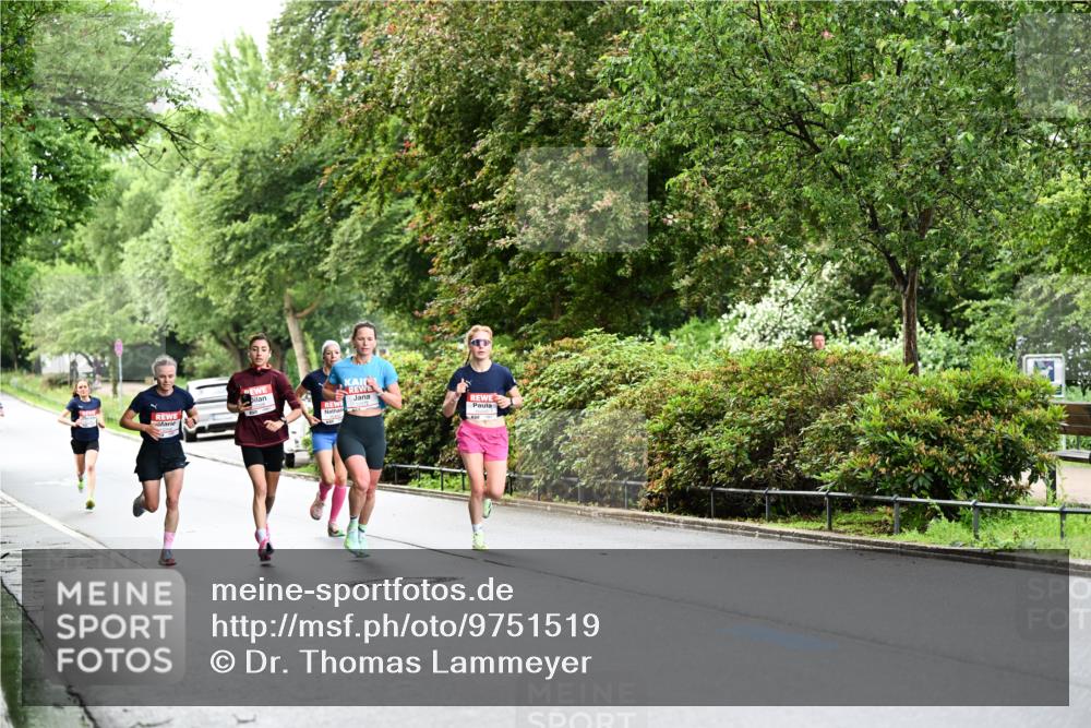 14.06.2026 - REWE Women's Run Dr. Thomas Lammeyer http://msf.ph/oto/9751519 14.06.2026 09:13:52 Laufen 10072 meine-sportfotos.de
