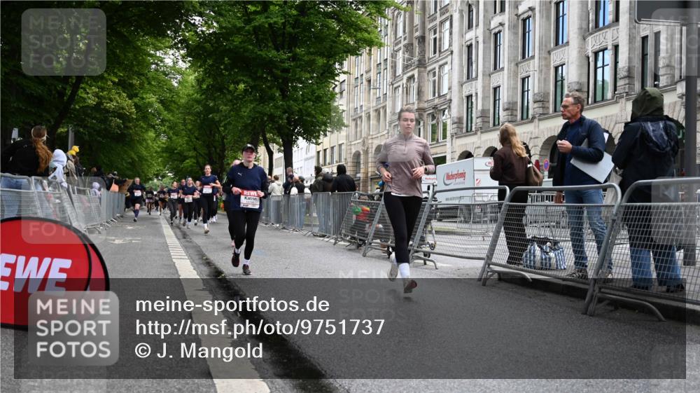14.06.2026 - REWE Women's Run J. Mangold http://msf.ph/oto/9751737 14.06.2026 10:05:26 Ziel 10087, 10309, 10332, 10493, 10579, 10726, 10761, 10799, 10980, 11357, 11532 meine-sportfotos.de