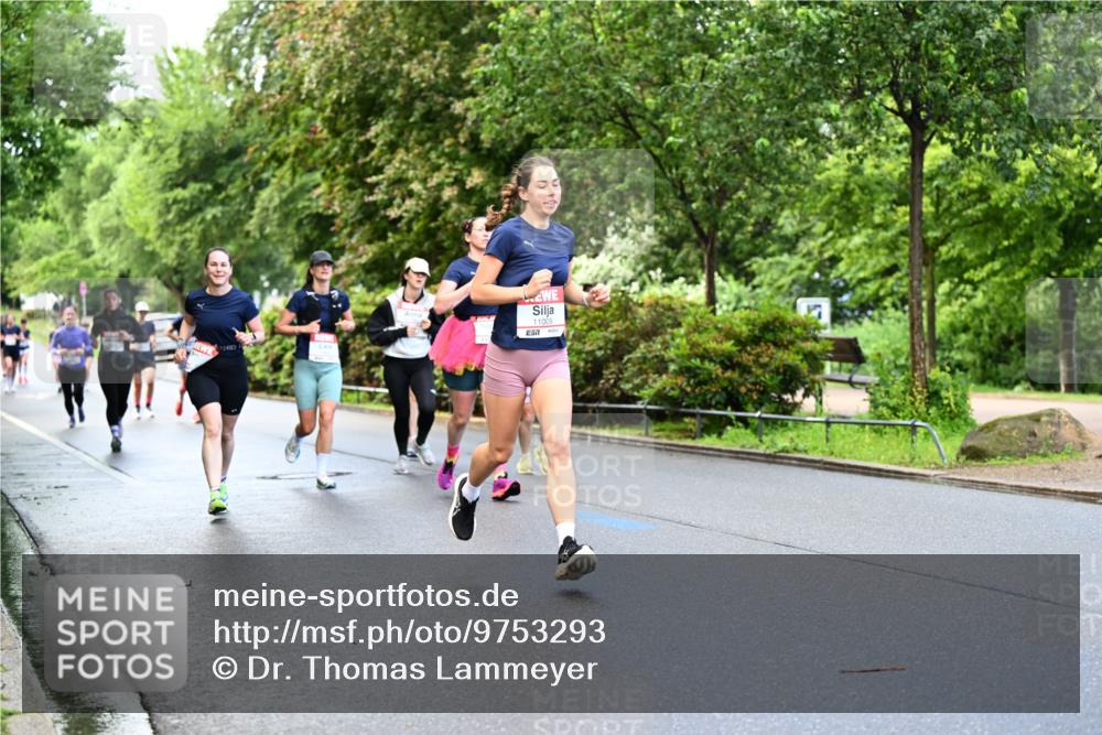 14.06.2026 - REWE Women's Run Dr. Thomas Lammeyer http://msf.ph/oto/9753293 14.06.2026 09:16:23 Laufen 11009 meine-sportfotos.de