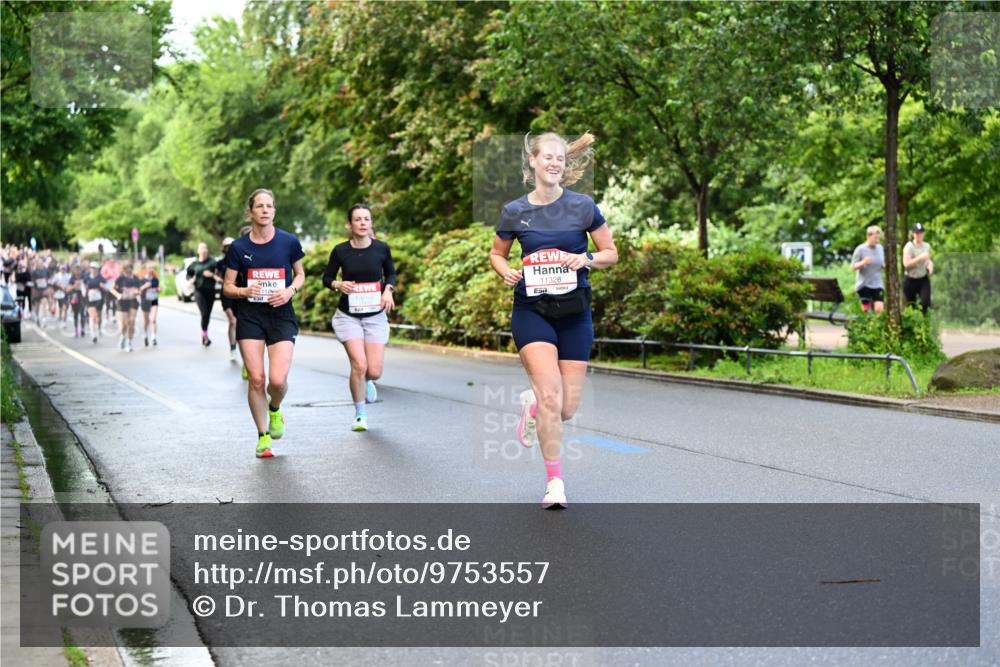 14.06.2026 - REWE Women's Run Dr. Thomas Lammeyer http://msf.ph/oto/9753557 14.06.2026 09:16:40 Laufen 11326 meine-sportfotos.de