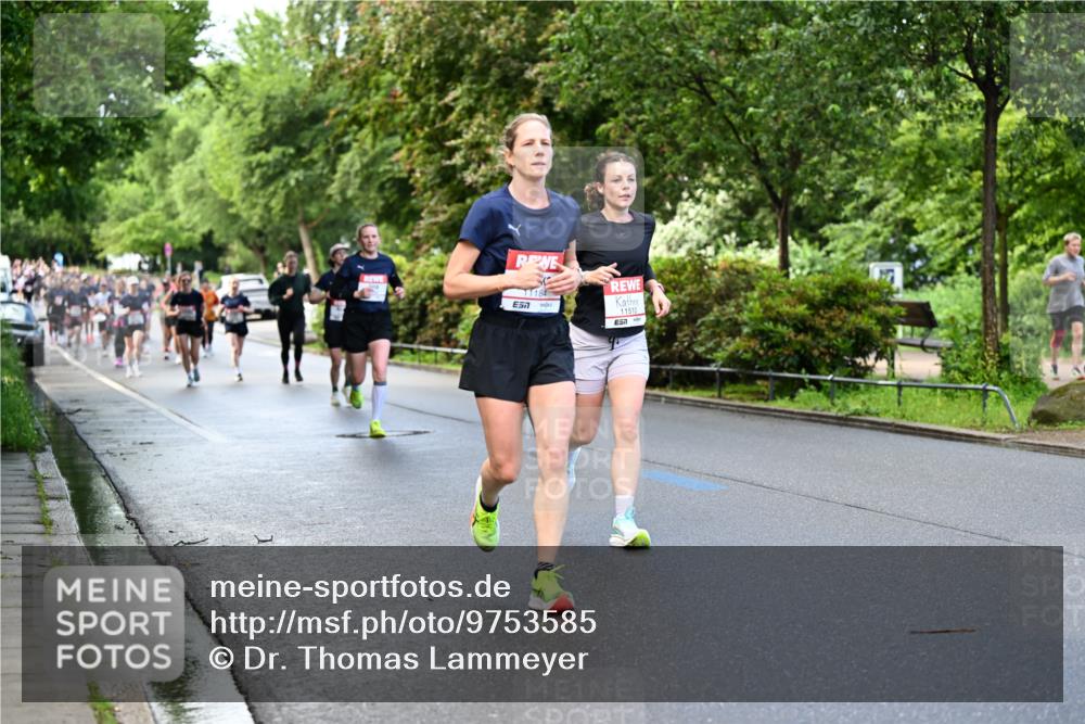 14.06.2026 - REWE Women's Run Dr. Thomas Lammeyer http://msf.ph/oto/9753585 14.06.2026 09:16:42 Laufen 57, 11510 meine-sportfotos.de
