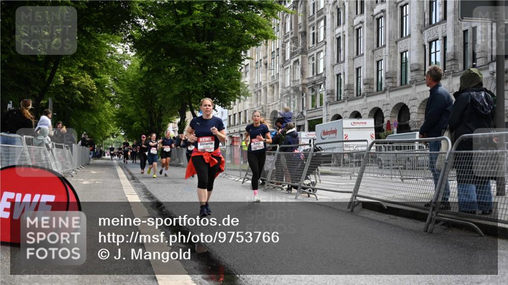 14.06.2026 - REWE Women's Run J. Mangold http://msf.ph/oto/9753766 14.06.2026 10:11:31 Ziel 10086, 10247, 10325, 10804, 11223, 11494 meine-sportfotos.de