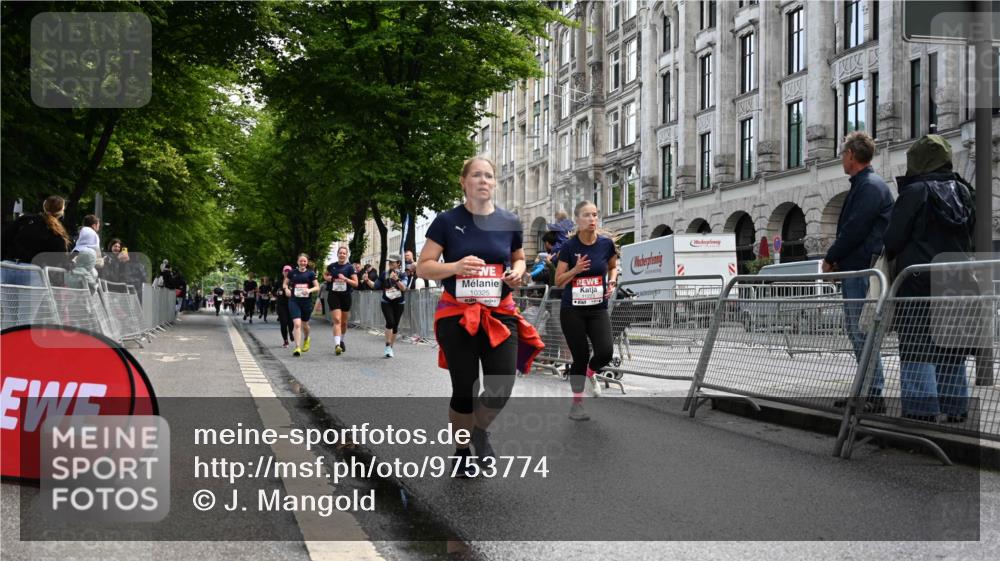 14.06.2026 - REWE Women's Run J. Mangold http://msf.ph/oto/9753774 14.06.2026 10:11:32 Ziel 10086, 10247, 10325, 10804, 11223, 11494 meine-sportfotos.de
