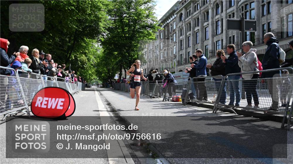 14.06.2026 - REWE Women's Run J. Mangold http://msf.ph/oto/9756616 14.06.2026 10:49:41 Ziel 5091 meine-sportfotos.de