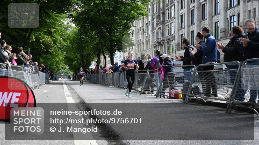 14.06.2026 - REWE Women's Run J. Mangold http://msf.ph/oto/9756701 14.06.2026 10:50:59 Ziel 5007, 5068, 5263 meine-sportfotos.de