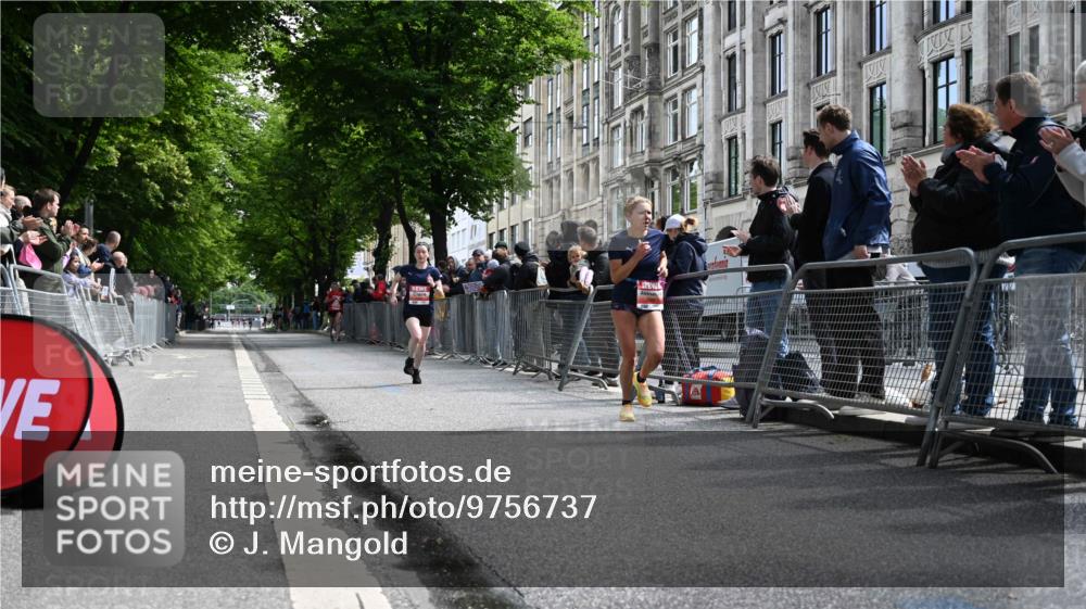 14.06.2026 - REWE Women's Run J. Mangold http://msf.ph/oto/9756737 14.06.2026 10:51:43 Ziel 5093, 5982 meine-sportfotos.de