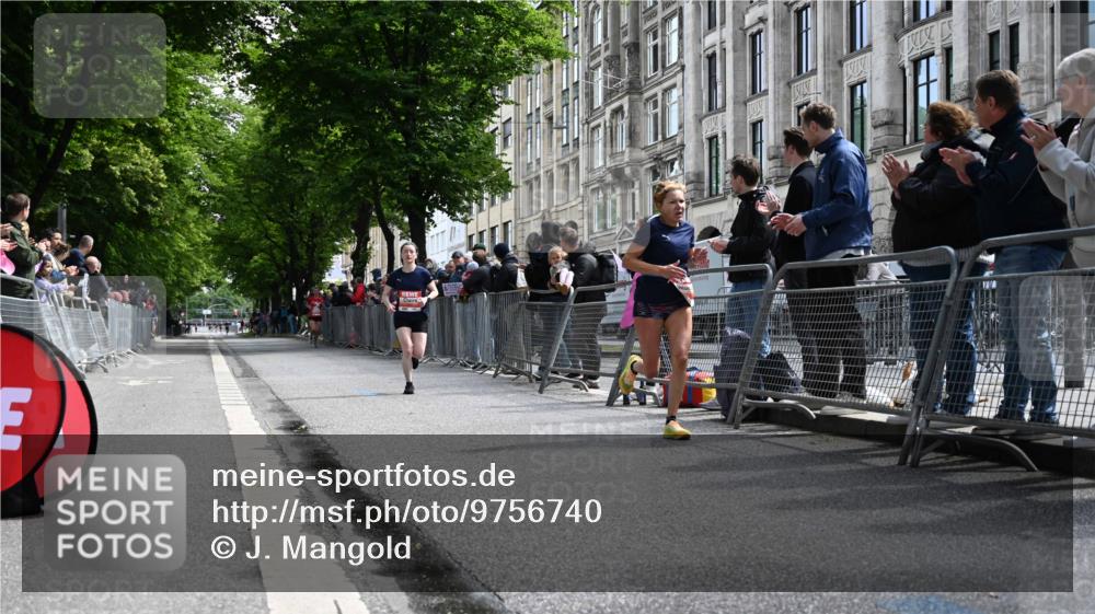 14.06.2026 - REWE Women's Run J. Mangold http://msf.ph/oto/9756740 14.06.2026 10:51:43 Ziel 5093, 5982 meine-sportfotos.de