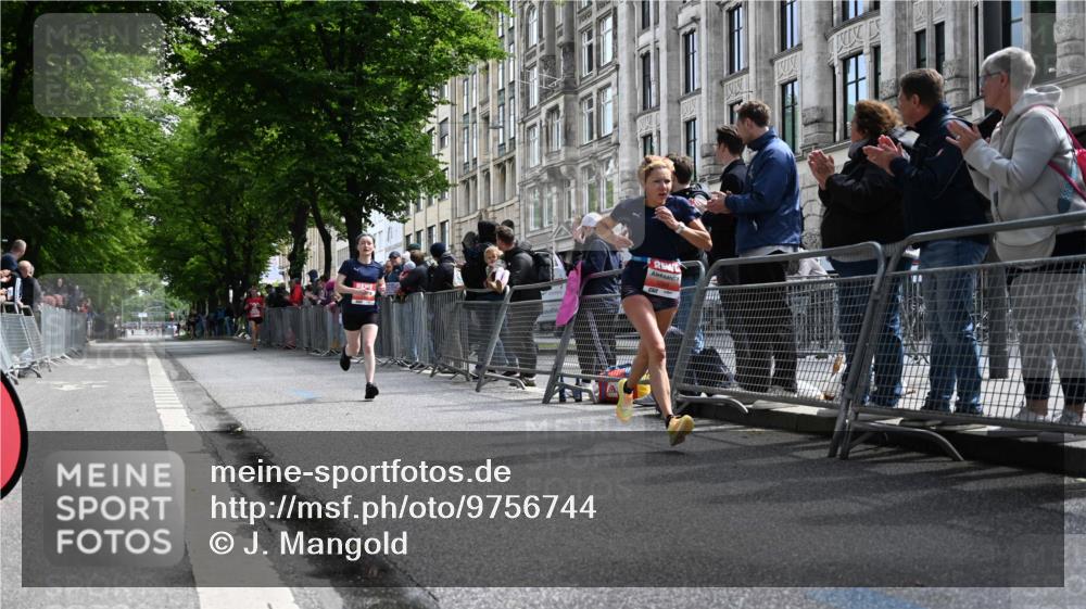 14.06.2026 - REWE Women's Run J. Mangold http://msf.ph/oto/9756744 14.06.2026 10:51:43 Ziel 5093, 5982 meine-sportfotos.de
