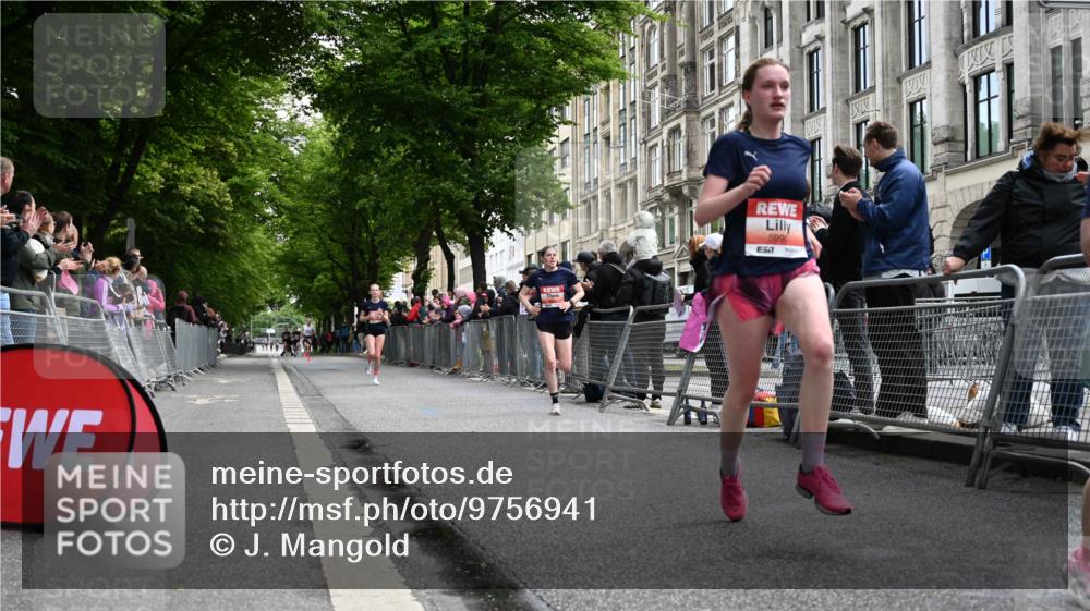 14.06.2026 - REWE Women's Run J. Mangold http://msf.ph/oto/9756941 14.06.2026 10:53:00 Ziel 5493, 5694, 5815, 5990 meine-sportfotos.de