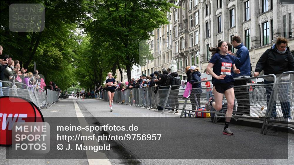 14.06.2026 - REWE Women's Run J. Mangold http://msf.ph/oto/9756957 14.06.2026 10:53:02 Ziel 5493, 5694, 5815, 5990 meine-sportfotos.de