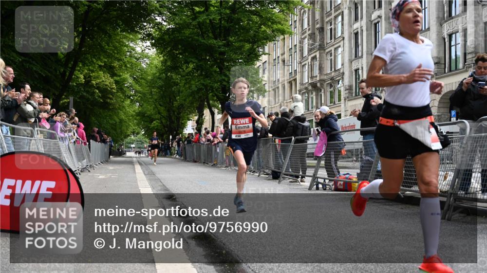 14.06.2026 - REWE Women's Run J. Mangold http://msf.ph/oto/9756990 14.06.2026 10:53:13 Ziel 5026, 5978 meine-sportfotos.de
