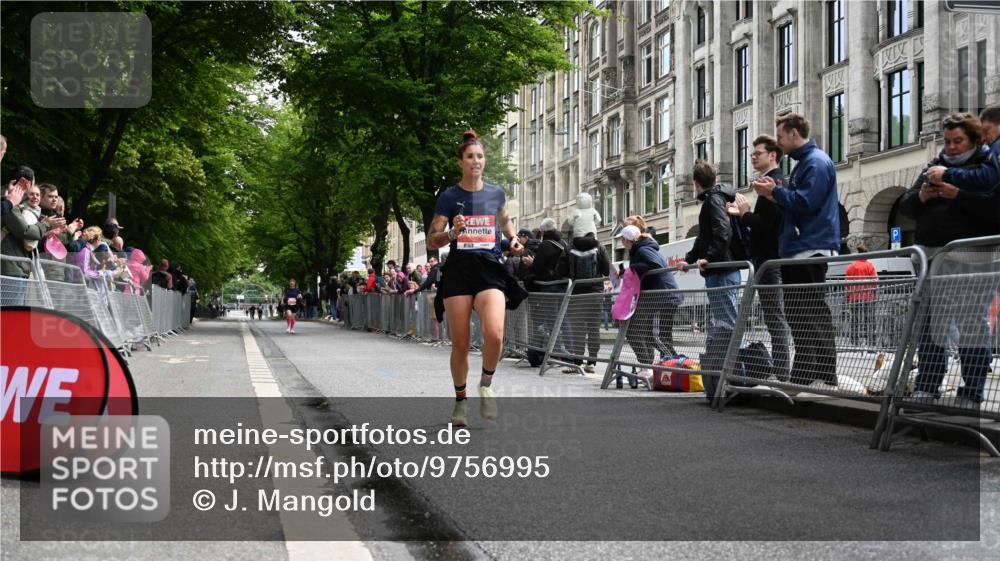 14.06.2026 - REWE Women's Run J. Mangold http://msf.ph/oto/9756995 14.06.2026 10:53:19 Ziel 5109 meine-sportfotos.de