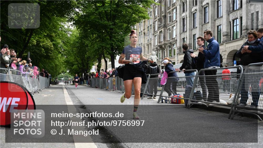 14.06.2026 - REWE Women's Run J. Mangold http://msf.ph/oto/9756997 14.06.2026 10:53:20 Ziel 5109 meine-sportfotos.de