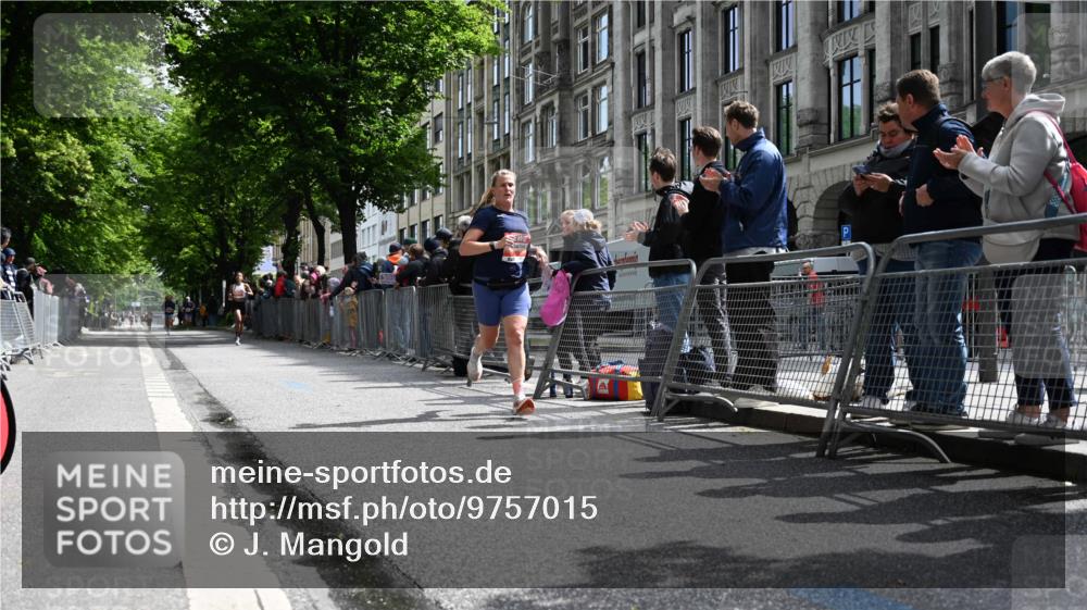 14.06.2026 - REWE Women's Run J. Mangold http://msf.ph/oto/9757015 14.06.2026 10:53:39 Ziel 5164, 5975 meine-sportfotos.de
