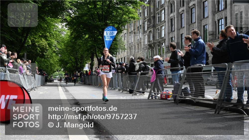 14.06.2026 - REWE Women's Run J. Mangold http://msf.ph/oto/9757237 14.06.2026 10:55:17 Ziel 5287, 5308, 5695, 5702 meine-sportfotos.de