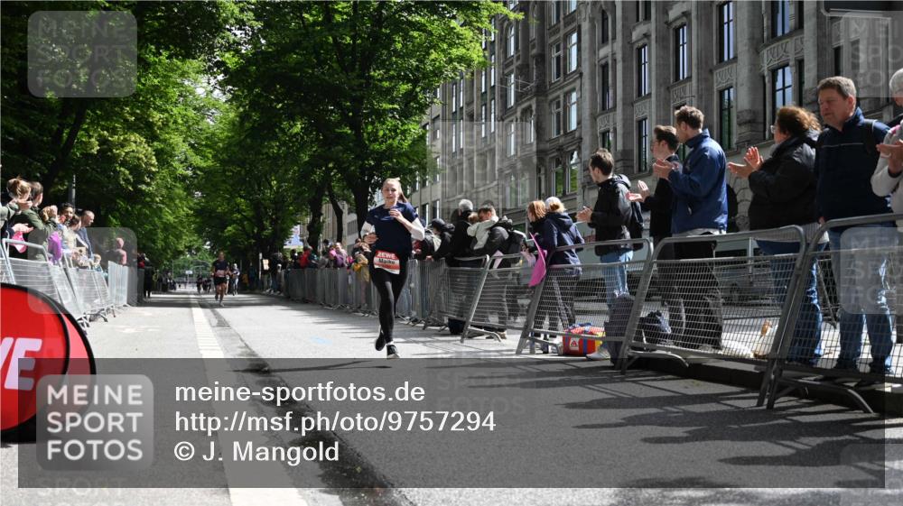 14.06.2026 - REWE Women's Run J. Mangold http://msf.ph/oto/9757294 14.06.2026 10:55:30 Ziel 5250, 5789 meine-sportfotos.de