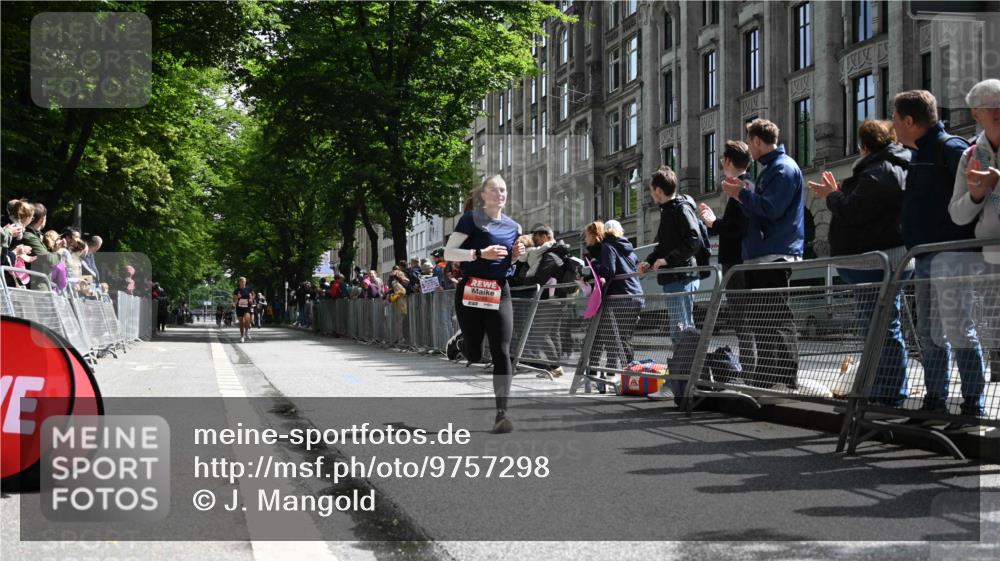 14.06.2026 - REWE Women's Run J. Mangold http://msf.ph/oto/9757298 14.06.2026 10:55:30 Ziel 5250, 5789 meine-sportfotos.de