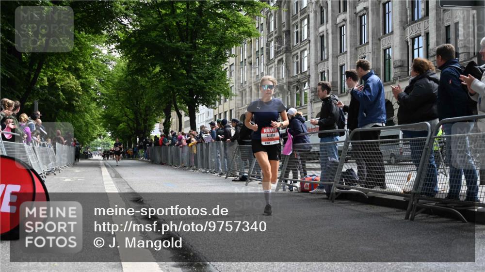 14.06.2026 - REWE Women's Run J. Mangold http://msf.ph/oto/9757340 14.06.2026 10:55:45 Ziel 5527, 5979 meine-sportfotos.de