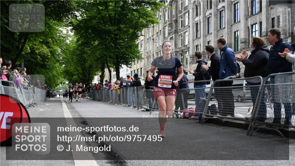 14.06.2026 - REWE Women's Run J. Mangold http://msf.ph/oto/9757495 14.06.2026 10:56:29 Ziel 5070, 5219, 6023 meine-sportfotos.de
