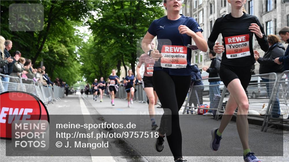 14.06.2026 - REWE Women's Run J. Mangold http://msf.ph/oto/9757518 14.06.2026 10:56:36 Ziel 5021, 5023, 5070, 5074, 5219, 5571, 5583, 6053 meine-sportfotos.de