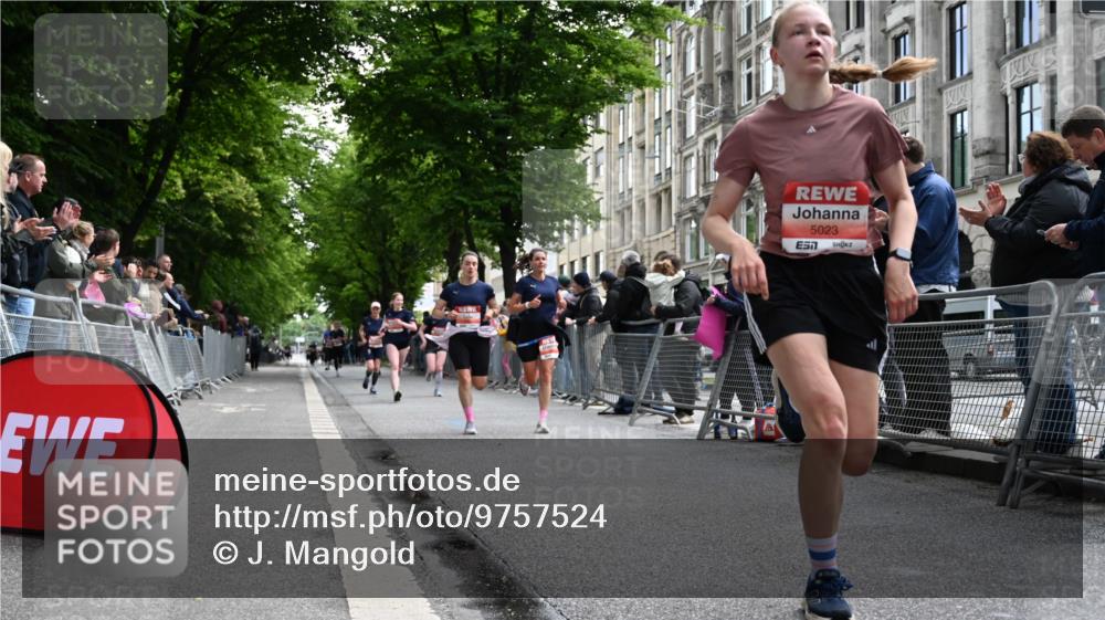 14.06.2026 - REWE Women's Run J. Mangold http://msf.ph/oto/9757524 14.06.2026 10:56:36 Ziel 5021, 5023, 5070, 5074, 5219, 5571, 5583, 6053 meine-sportfotos.de