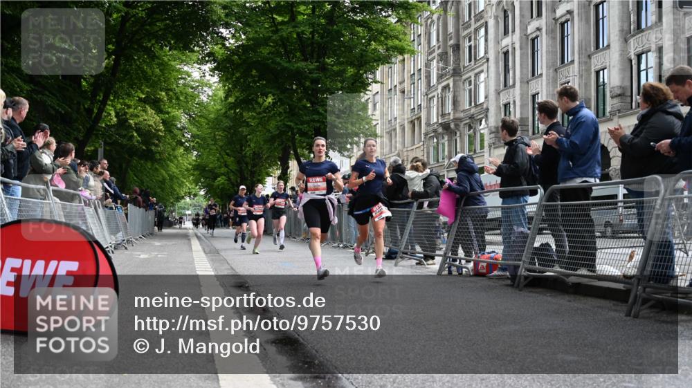 14.06.2026 - REWE Women's Run J. Mangold http://msf.ph/oto/9757530 14.06.2026 10:56:37 Ziel 5021, 5023, 5070, 5074, 5219, 5571, 5583, 6053 meine-sportfotos.de