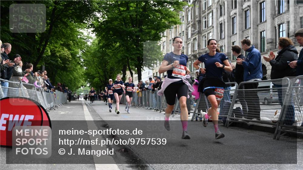 14.06.2026 - REWE Women's Run J. Mangold http://msf.ph/oto/9757539 14.06.2026 10:56:38 Ziel 5021, 5023, 5070, 5074, 5219, 5571, 5583, 6053 meine-sportfotos.de
