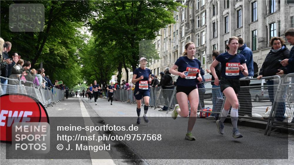 14.06.2026 - REWE Women's Run J. Mangold http://msf.ph/oto/9757568 14.06.2026 10:56:41 Ziel 5021, 5074, 5209, 5571, 5583, 5964, 6053 meine-sportfotos.de