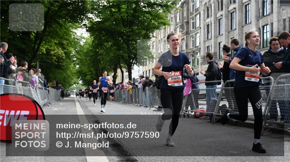14.06.2026 - REWE Women's Run J. Mangold http://msf.ph/oto/9757590 14.06.2026 10:56:46 Ziel 5074, 5209, 5218, 5552, 5640, 5964 meine-sportfotos.de