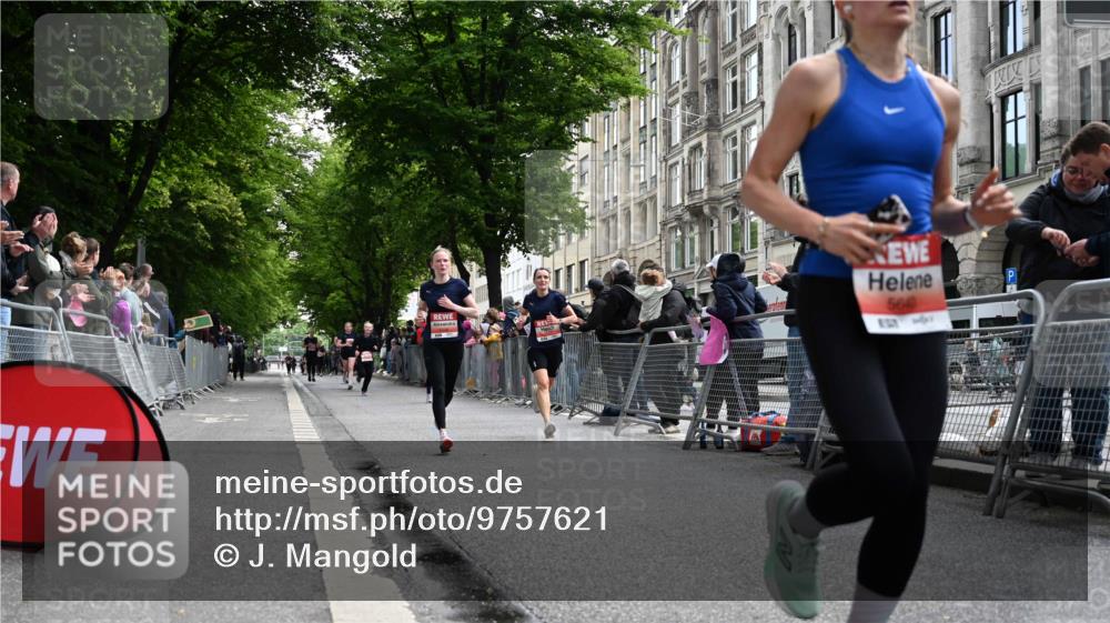14.06.2026 - REWE Women's Run J. Mangold http://msf.ph/oto/9757621 14.06.2026 10:56:49 Ziel 5209, 5218, 5552, 5640, 5872, 5964 meine-sportfotos.de