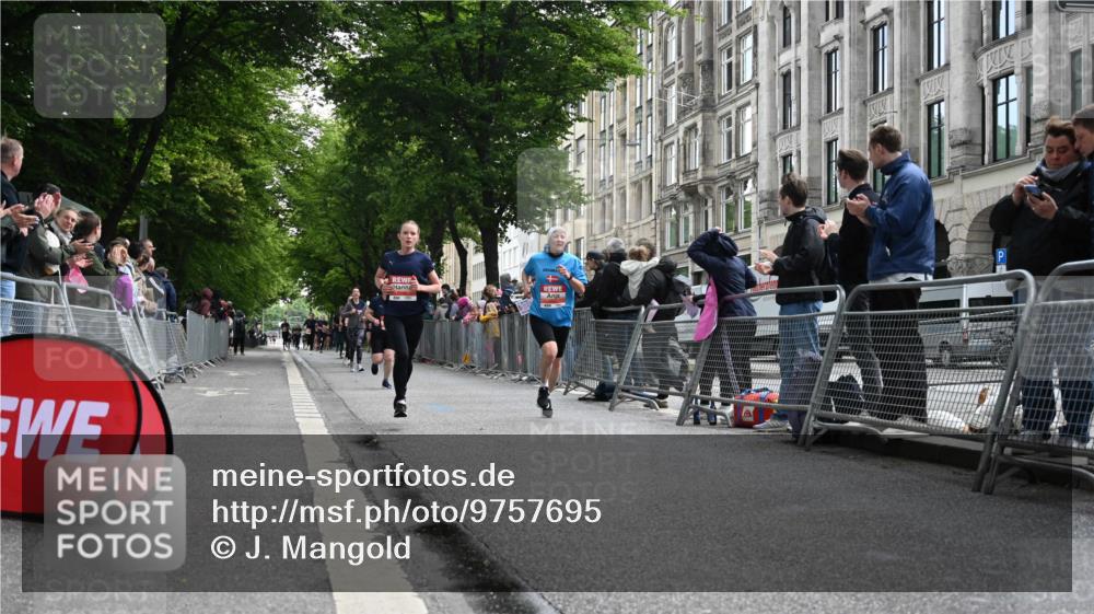 14.06.2026 - REWE Women's Run J. Mangold http://msf.ph/oto/9757695 14.06.2026 10:56:58 Ziel 5048, 5333, 5500, 5683, 5804, 5872 meine-sportfotos.de