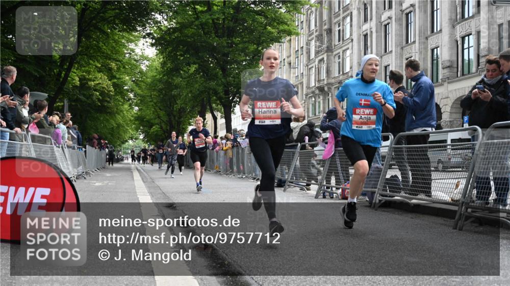 14.06.2026 - REWE Women's Run J. Mangold http://msf.ph/oto/9757712 14.06.2026 10:56:59 Ziel 5048, 5333, 5500, 5683, 5804, 5872, 5913, 5933 meine-sportfotos.de