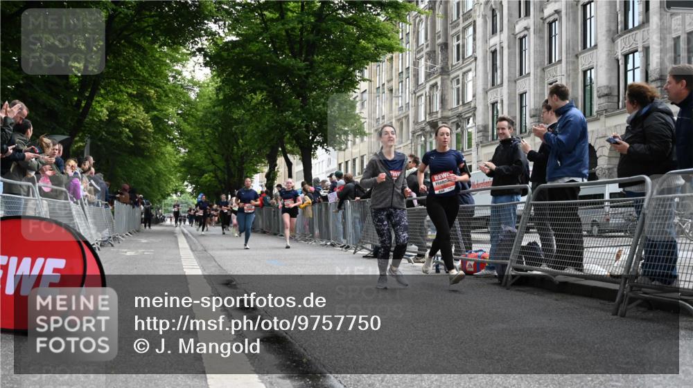 14.06.2026 - REWE Women's Run J. Mangold http://msf.ph/oto/9757750 14.06.2026 10:57:04 Ziel 5006, 5333, 5753, 5913, 5933 meine-sportfotos.de