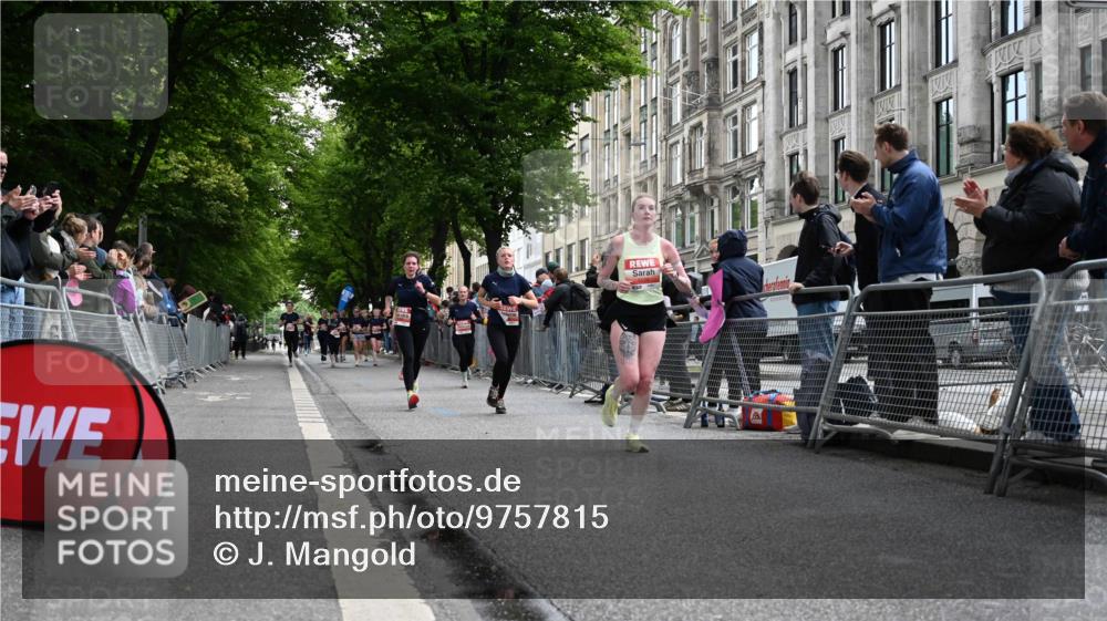 14.06.2026 - REWE Women's Run J. Mangold http://msf.ph/oto/9757815 14.06.2026 10:57:10 Ziel 5006, 5202, 5228, 5499, 5753, 5806, 5924 meine-sportfotos.de