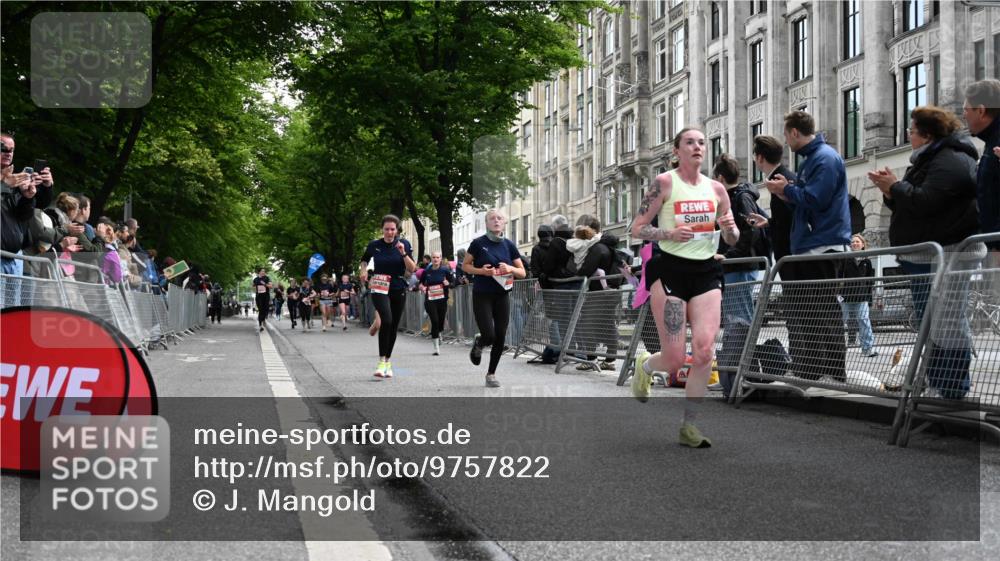 14.06.2026 - REWE Women's Run J. Mangold http://msf.ph/oto/9757822 14.06.2026 10:57:11 Ziel 5006, 5202, 5228, 5499, 5753, 5806, 5924 meine-sportfotos.de