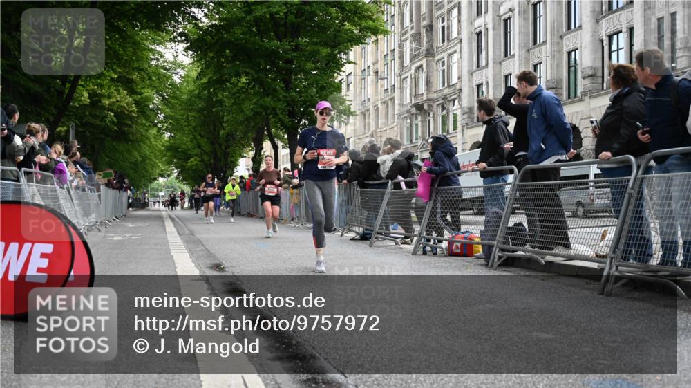 14.06.2026 - REWE Women's Run J. Mangold http://msf.ph/oto/9757972 14.06.2026 10:57:49 Ziel 5047, 5132, 5505, 5581, 5604, 5661, 5686, 5729 meine-sportfotos.de
