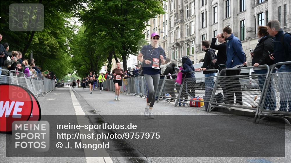 14.06.2026 - REWE Women's Run J. Mangold http://msf.ph/oto/9757975 14.06.2026 10:57:50 Ziel 5047, 5505, 5604, 5661, 5686, 5729 meine-sportfotos.de