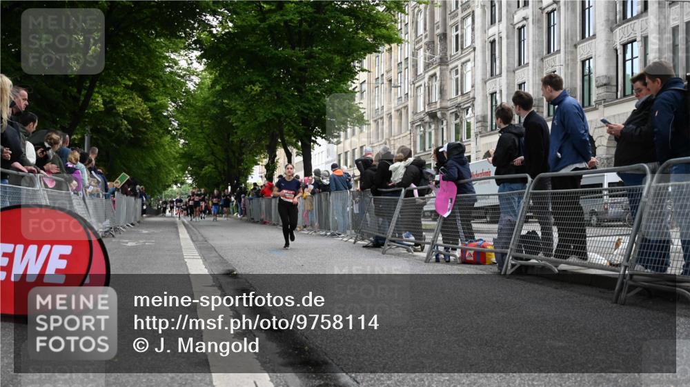 14.06.2026 - REWE Women's Run J. Mangold http://msf.ph/oto/9758114 14.06.2026 10:58:22 Ziel 5086, 5713, 5980 meine-sportfotos.de