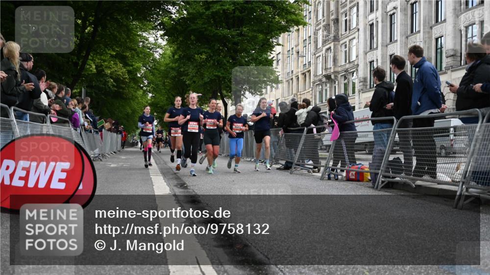 14.06.2026 - REWE Women's Run J. Mangold http://msf.ph/oto/9758132 14.06.2026 10:58:32 Ziel 5066, 5067, 5402, 5553, 5585, 5616, 5741, 5766, 5911, 6036 meine-sportfotos.de