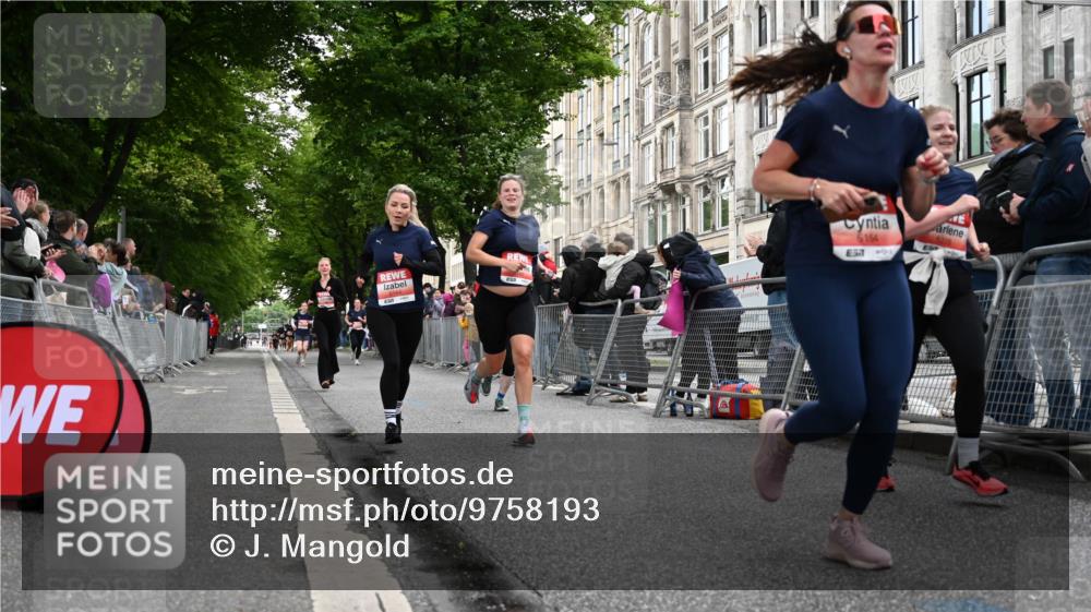 14.06.2026 - REWE Women's Run J. Mangold http://msf.ph/oto/9758193 14.06.2026 10:58:40 Ziel 5142, 5144, 5154, 5226, 5376, 5553, 5741, 5986 meine-sportfotos.de