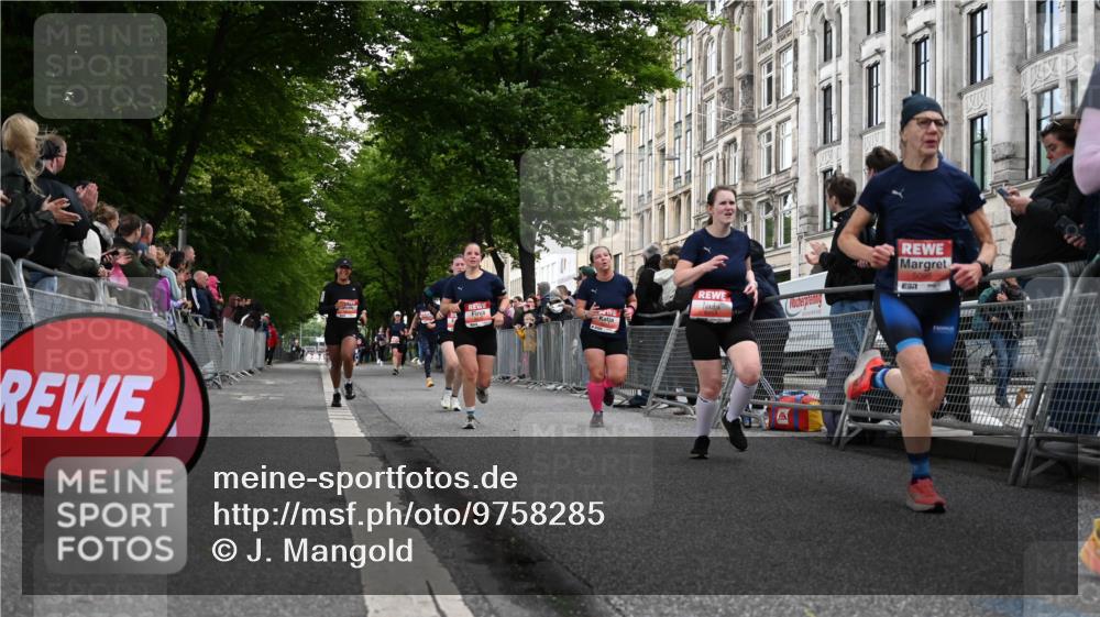 14.06.2026 - REWE Women's Run J. Mangold http://msf.ph/oto/9758285 14.06.2026 10:59:01 Ziel 5095, 5172, 5337, 5635, 5731, 6011, 6020, 6054, 6056 meine-sportfotos.de