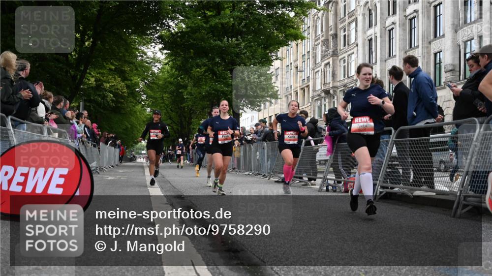 14.06.2026 - REWE Women's Run J. Mangold http://msf.ph/oto/9758290 14.06.2026 10:59:01 Ziel 5095, 5172, 5337, 5635, 5731, 6011, 6020, 6054, 6056 meine-sportfotos.de