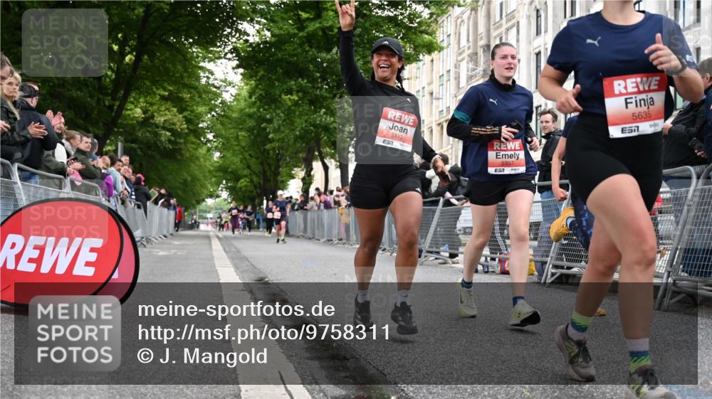 14.06.2026 - REWE Women's Run J. Mangold http://msf.ph/oto/9758311 14.06.2026 10:59:03 Ziel 5095, 5172, 5337, 5635, 5731, 6011, 6020, 6054 meine-sportfotos.de