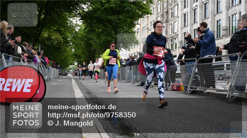 14.06.2026 - REWE Women's Run J. Mangold http://msf.ph/oto/9758350 14.06.2026 10:59:16 Ziel 5117, 5404, 5409, 5418, 5536, 5590, 5701, 6016 meine-sportfotos.de