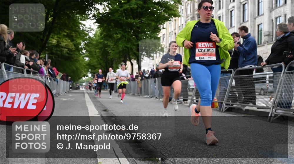 14.06.2026 - REWE Women's Run J. Mangold http://msf.ph/oto/9758367 14.06.2026 10:59:18 Ziel 5117, 5404, 5418, 5536, 5560, 5590, 5634, 5642, 5701, 6016 meine-sportfotos.de