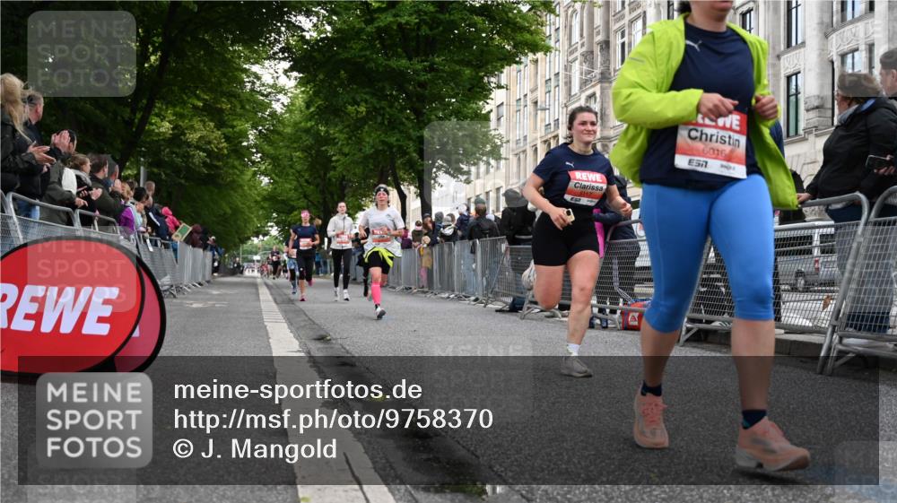 14.06.2026 - REWE Women's Run J. Mangold http://msf.ph/oto/9758370 14.06.2026 10:59:18 Ziel 5117, 5404, 5418, 5536, 5560, 5590, 5634, 5642, 5701, 6016 meine-sportfotos.de