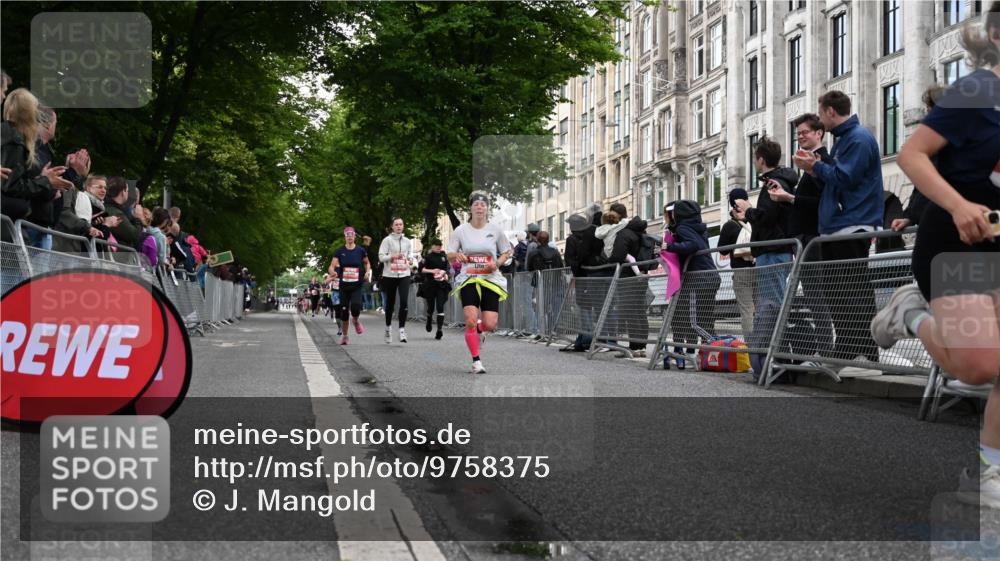 14.06.2026 - REWE Women's Run J. Mangold http://msf.ph/oto/9758375 14.06.2026 10:59:19 Ziel 5117, 5418, 5536, 5560, 5590, 5634, 5642, 6016, 6017 meine-sportfotos.de