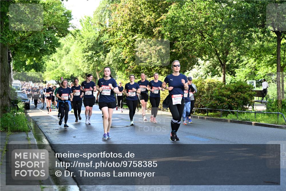 14.06.2026 - REWE Women's Run Dr. Thomas Lammeyer http://msf.ph/oto/9758385 14.06.2026 09:22:37 Laufen 11077 meine-sportfotos.de